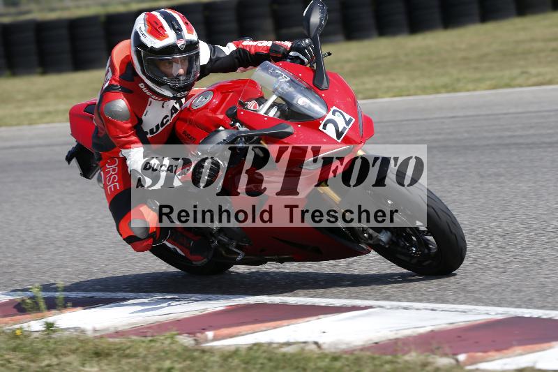 Archiv-2025/49 26.08.2025 Cornu Master School ADR/gruen-vert/22